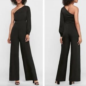 Express One-Sleeve Black Jumpsuit Long Sleeve Size 0 Elegant. Perfect condition